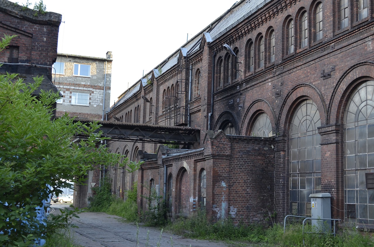 architecture  abandoned  building free photo