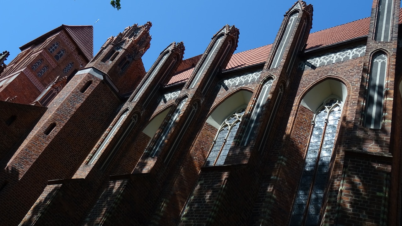 architecture  church  brick free photo