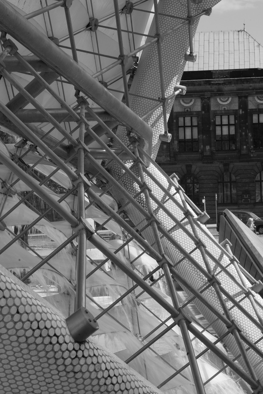 architecture fountain poznan free photo