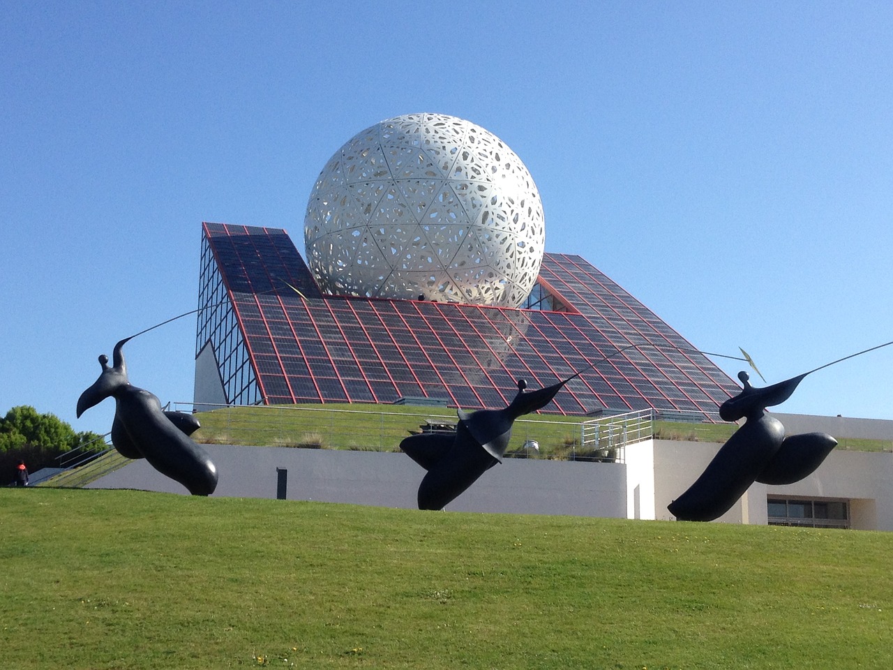 futuroscope architecture amusement park free photo