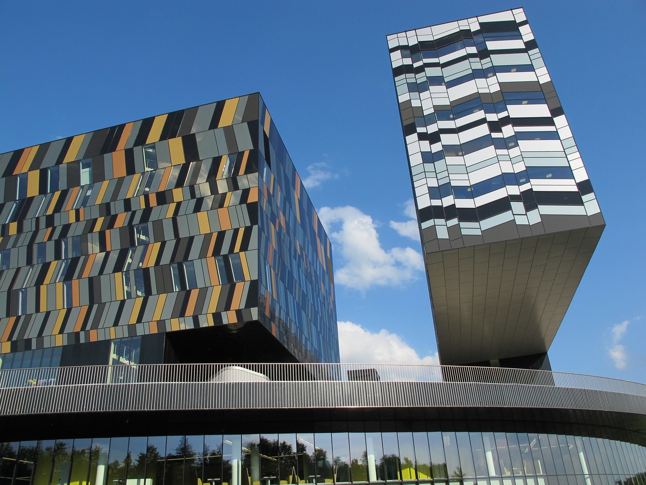 architecture skolkovo building free photo