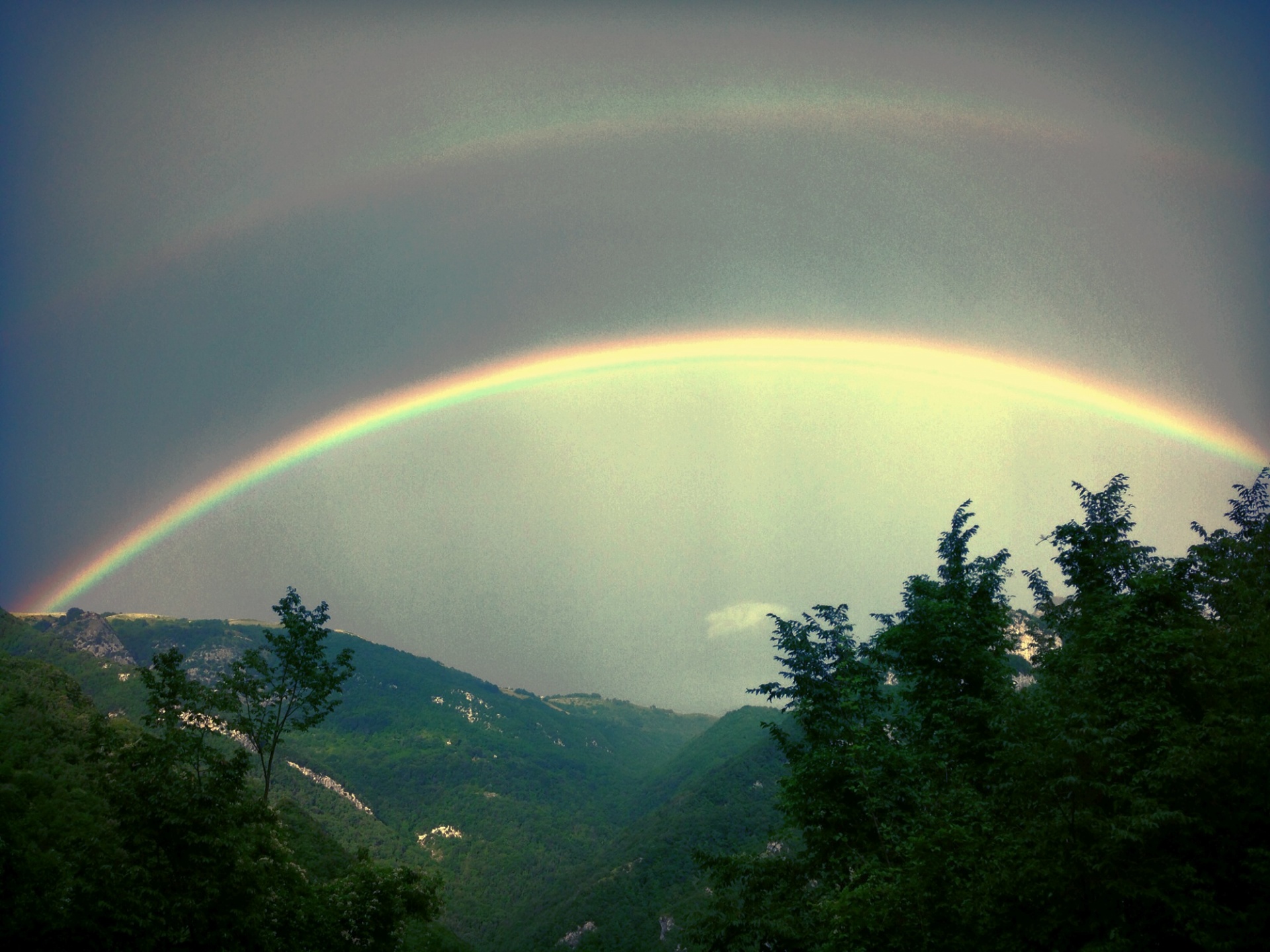 rainbow hill tuscany free photo