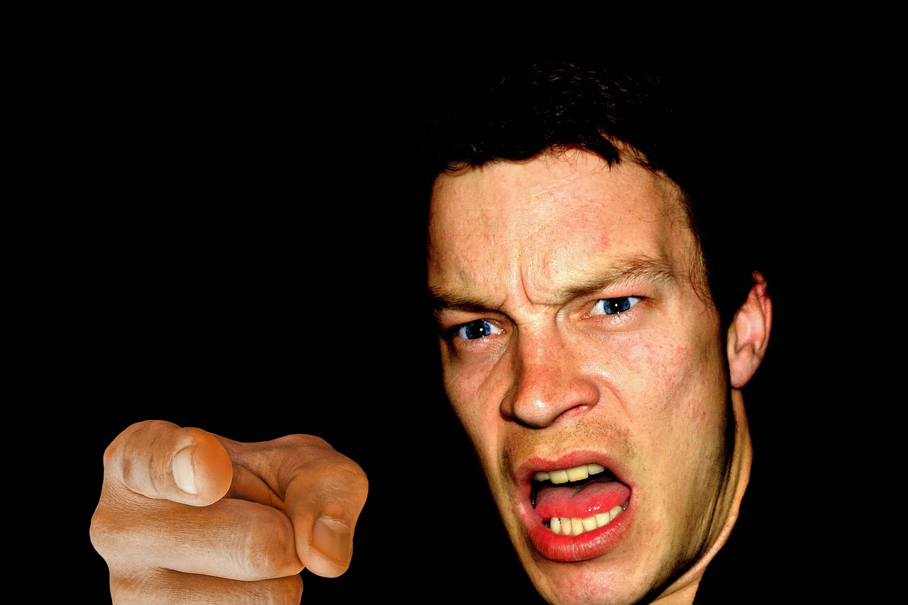 argument  anger  angry free photo