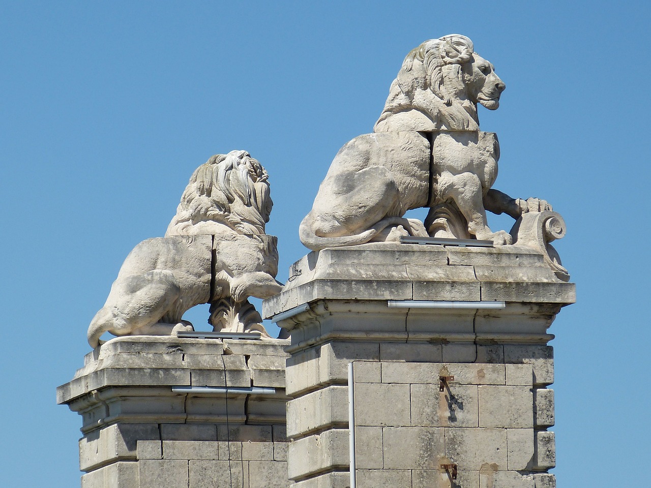 arles france old town free photo