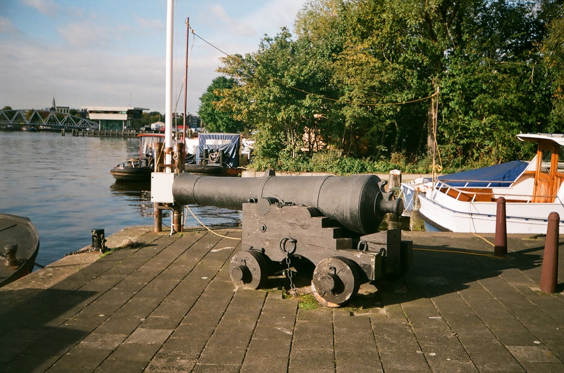 cannon monument amsterdam free photo