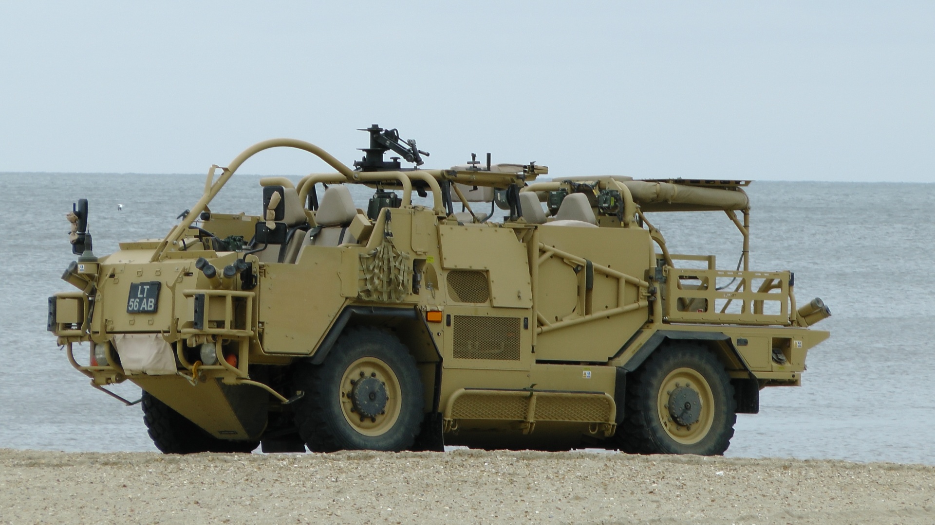 army jackal vehicle free photo