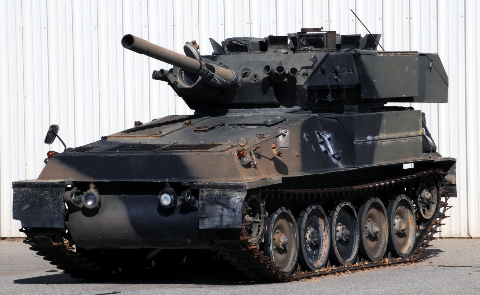 army war tank military weapons free photo