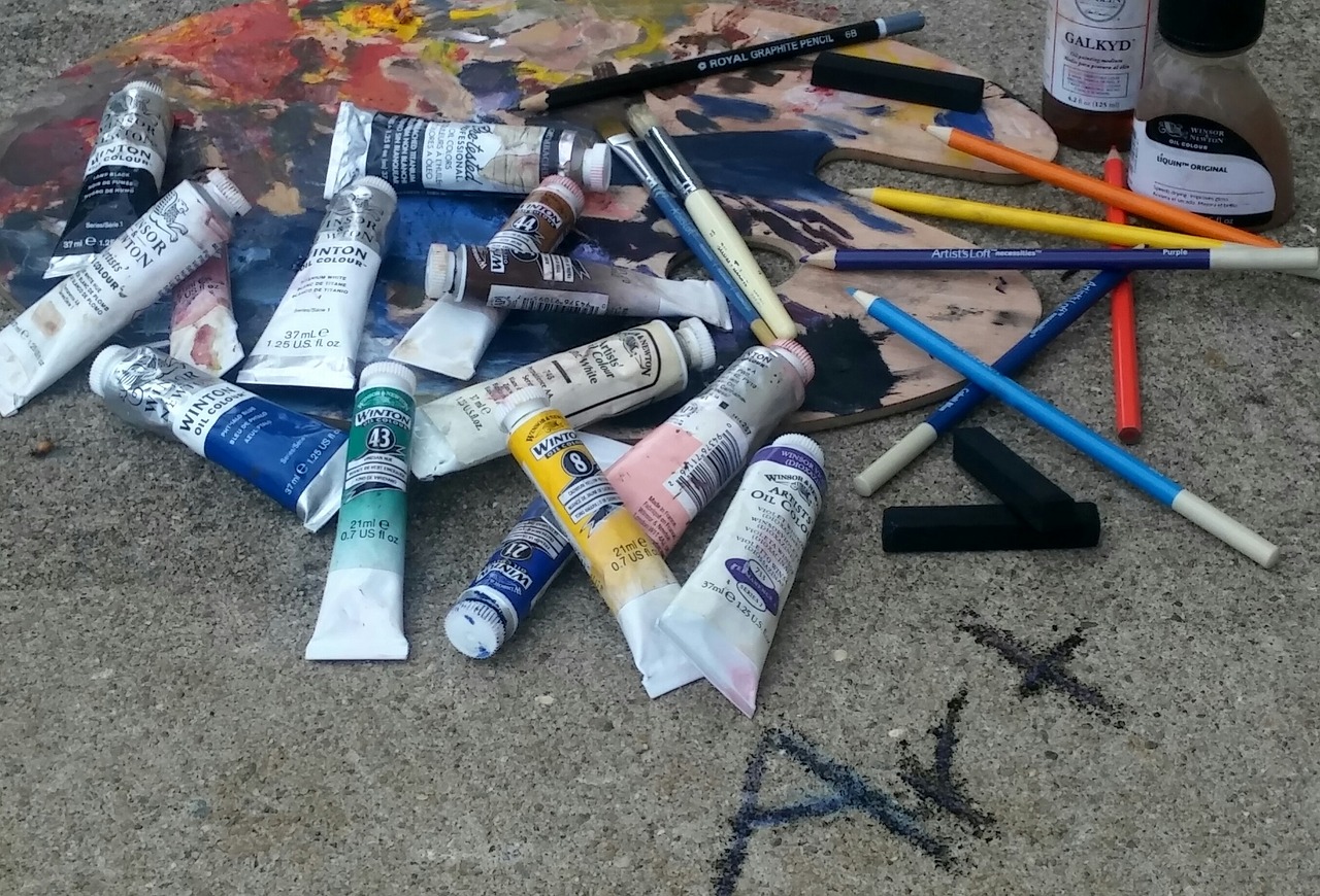 art oil paint charcoal sticks free photo