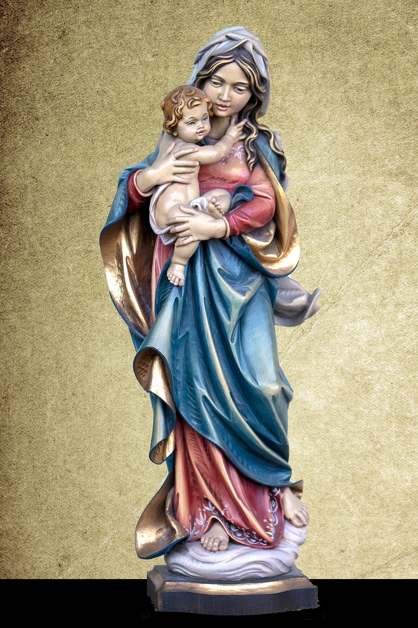 art statue  mary with child jesus  holy figure - gold free photo