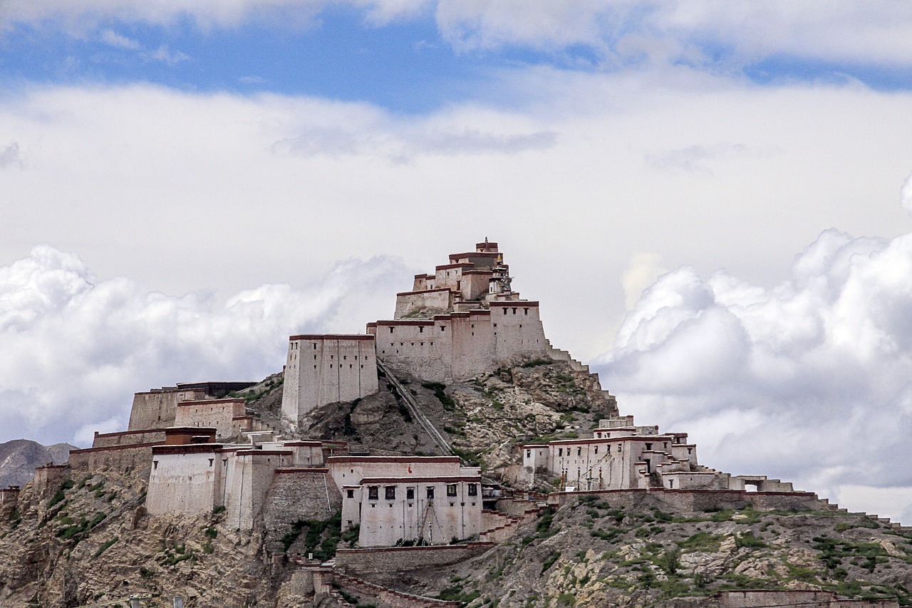 asia  autonomous region of tibet  china free photo