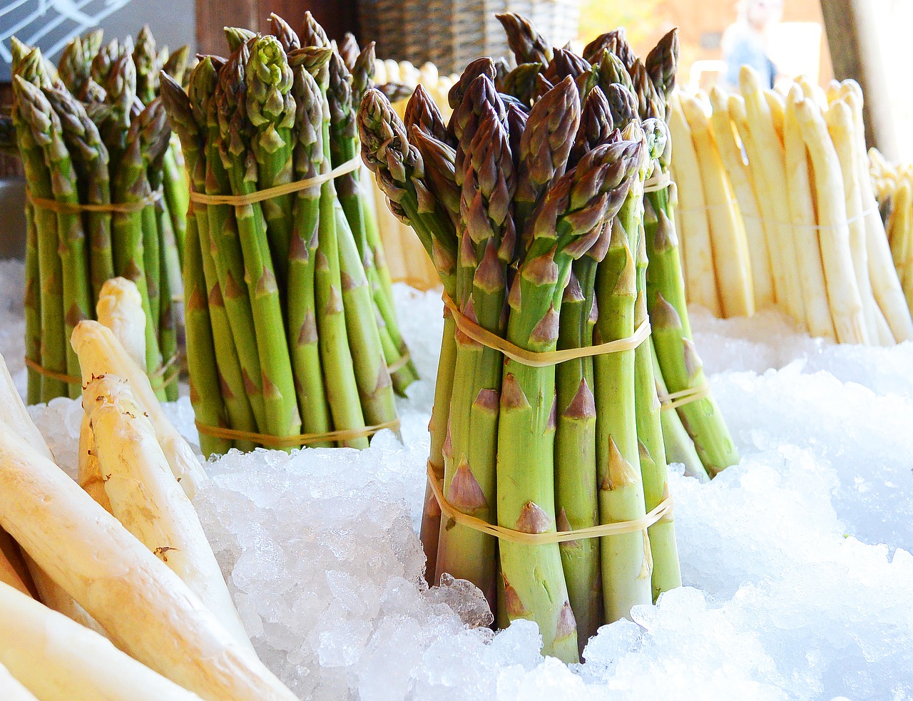asparagus eat vegetables free photo