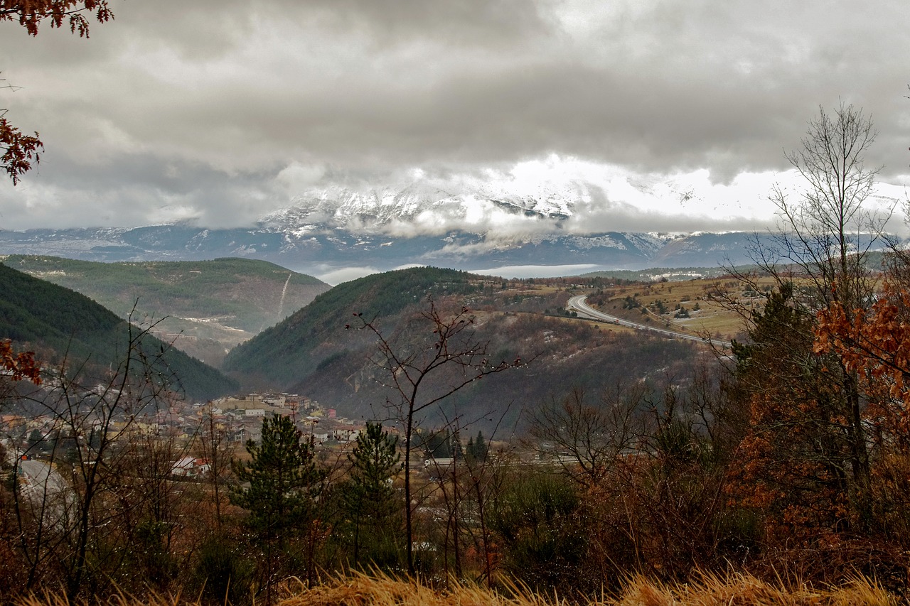 assergi l'aquila abruzzo free photo