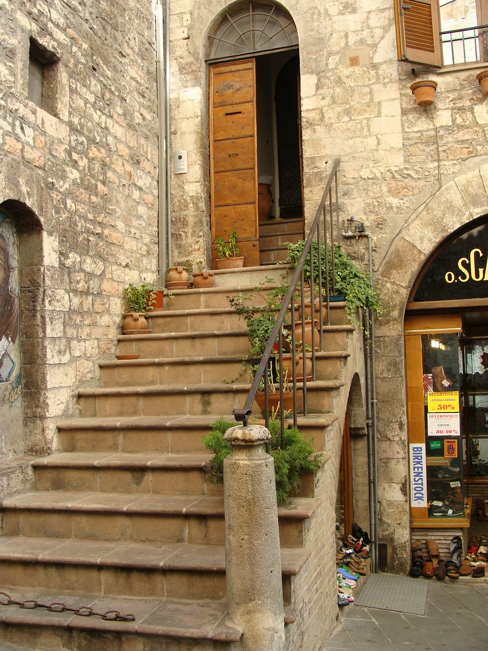 assisi architecture building free photo