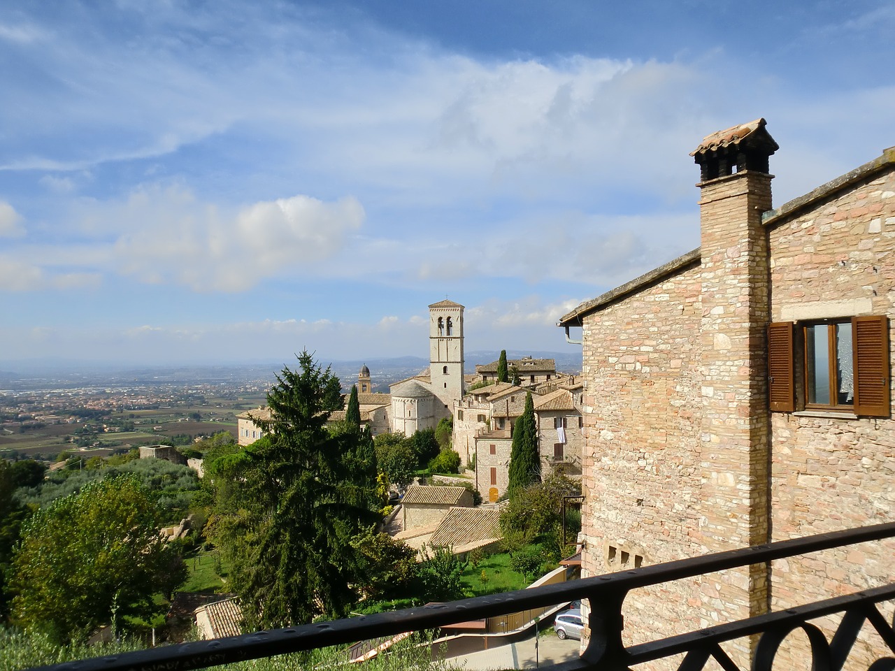 assisi umbria landscape free photo