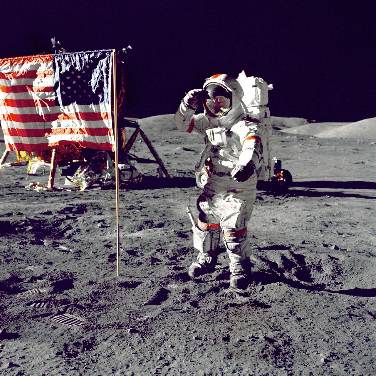 astronaut american flag salute free photo
