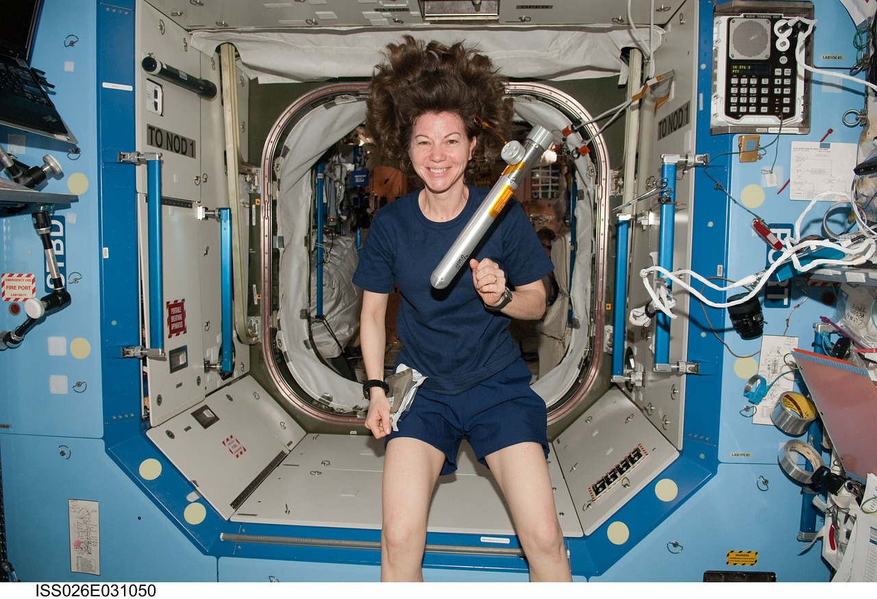 astronaut space spacewoman free photo
