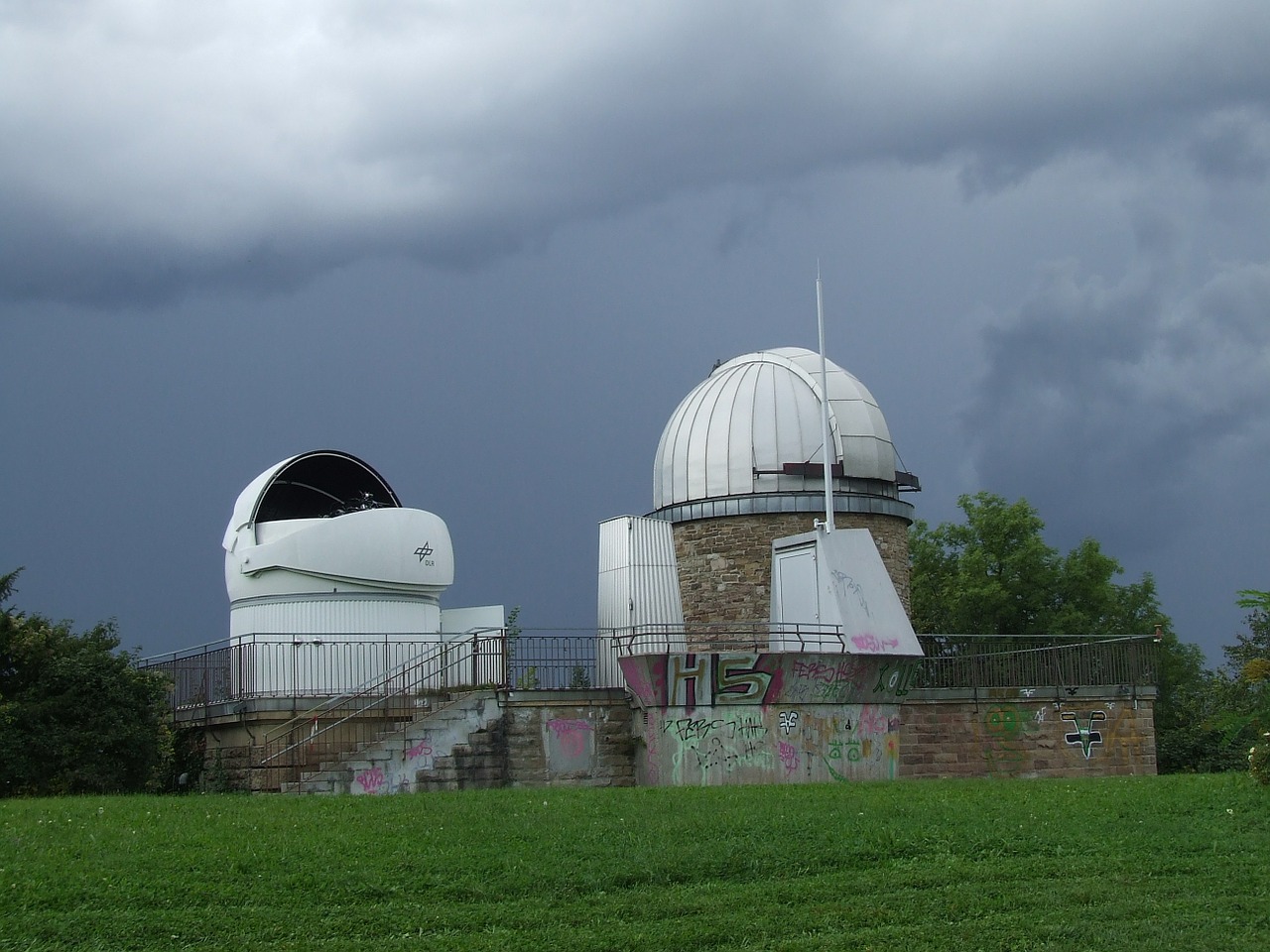 astronomical observatory thunderstorm uhlandshöhe free photo