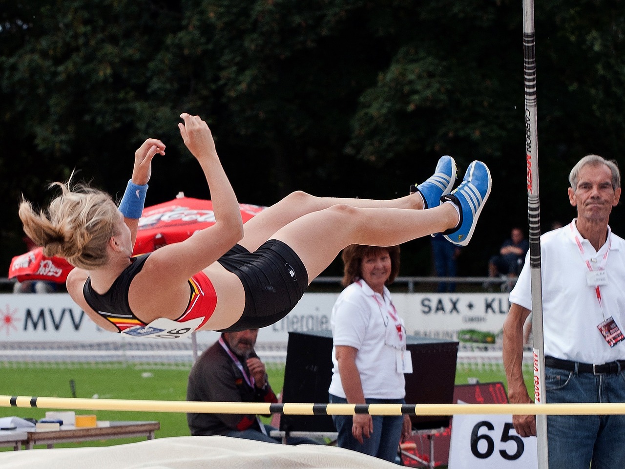 athletics pole vault sport free photo