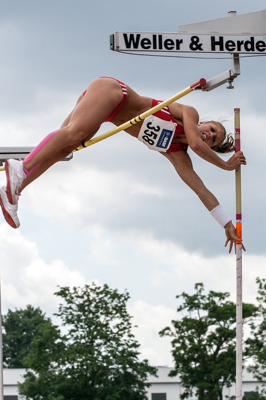 athletics pole vault sport free photo