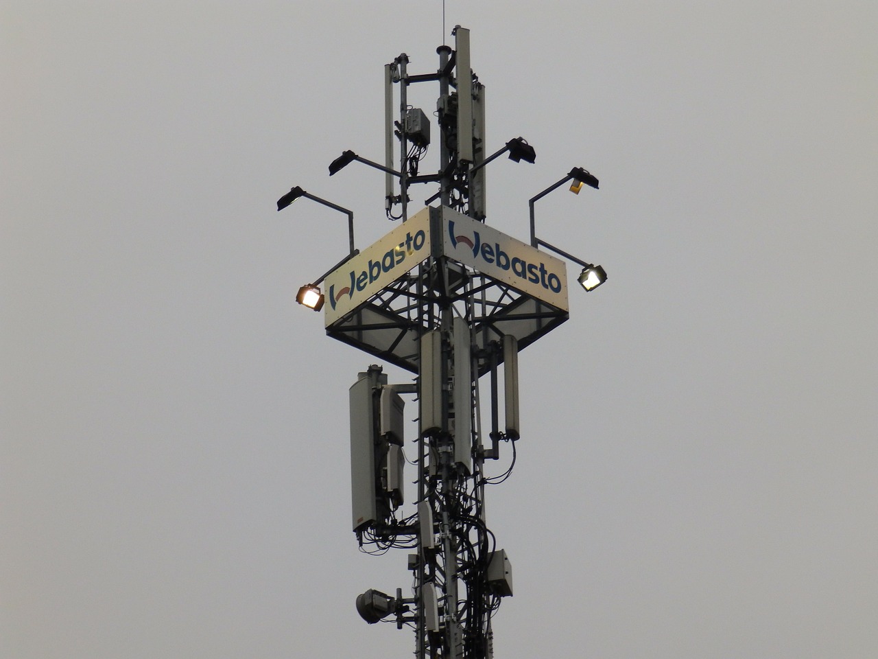 átjátszóállomás reléállomás cell phone tower free photo