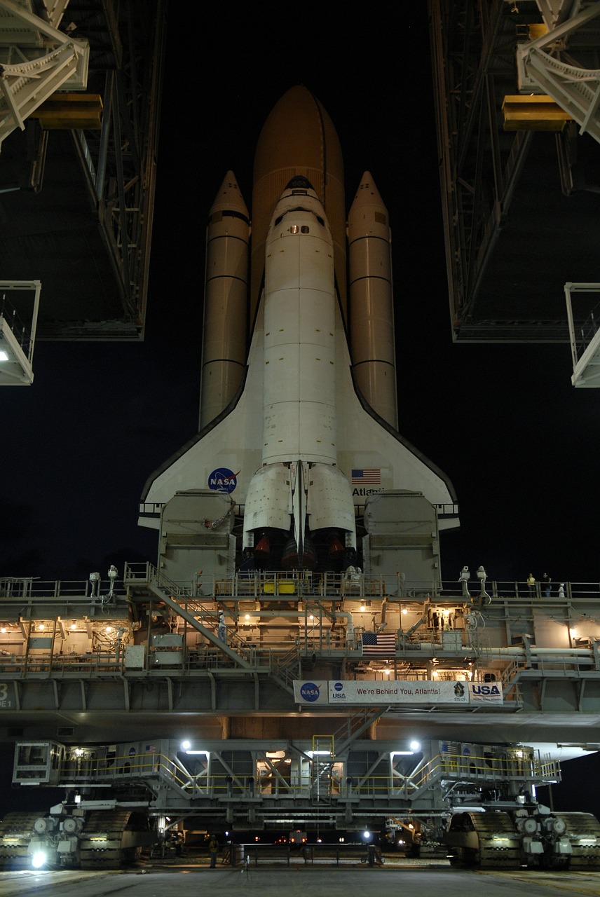 atlantis space shuttle rollout launch free photo