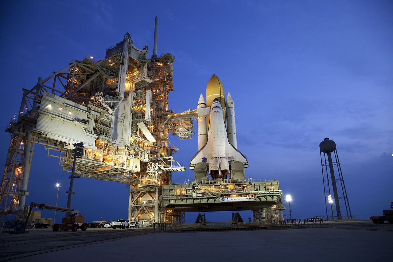 atlantis space shuttle rollout launch pad free photo