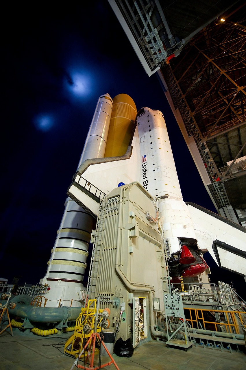 atlantis space shuttle rollout launch pad free photo