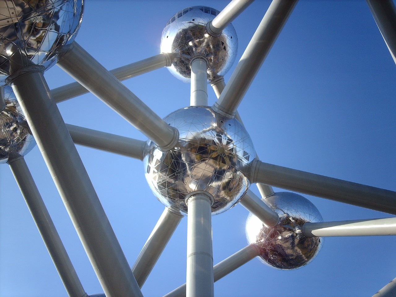 atomium brussels places of interest free photo