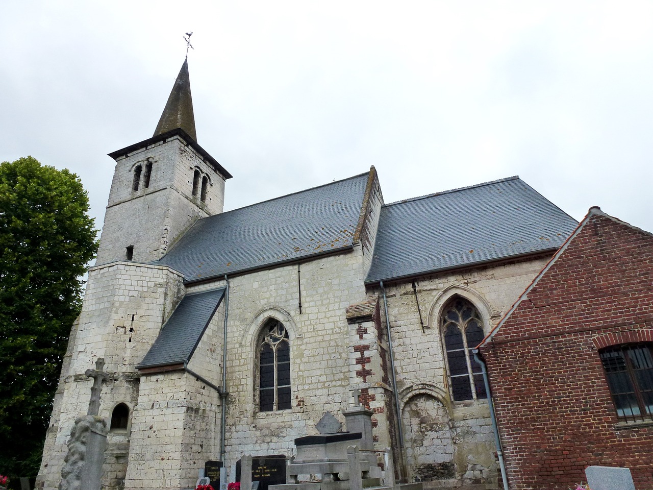 auchy-aux-bois church pas-de-calais free photo