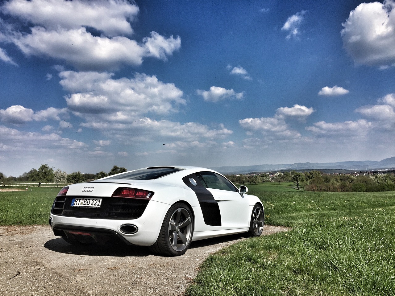 audi r8 sports car free photo