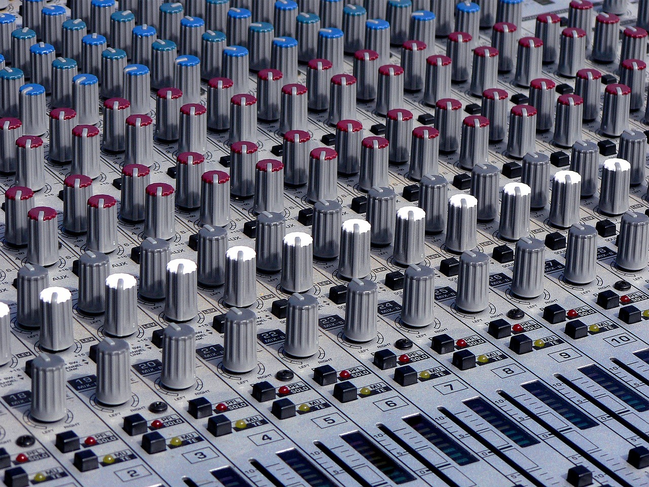 audio equipment edit free photo