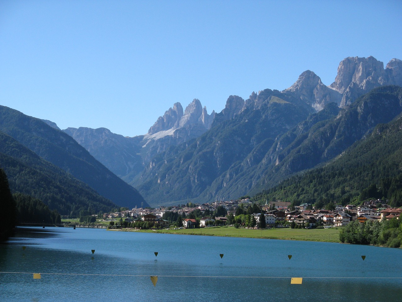 auronzo di cadore lake dolomites free photo