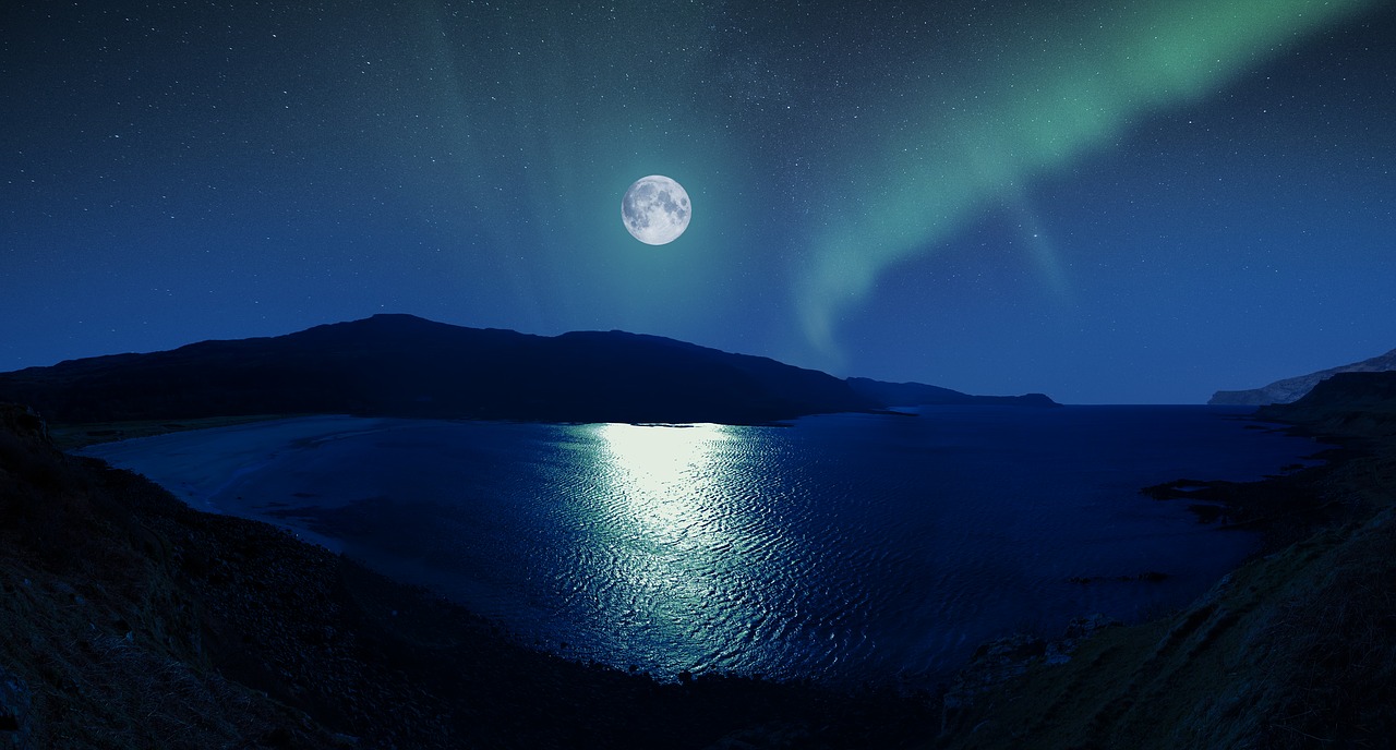 aurora moon scotland free photo