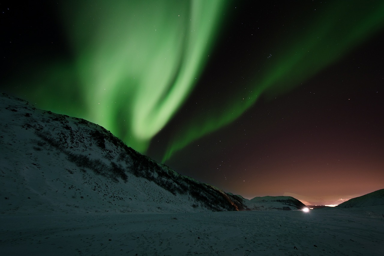 aurora northern lights aurora borealis free photo