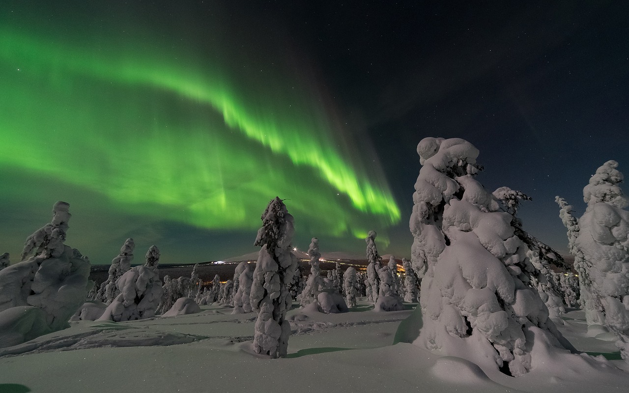 aurora borealis northern europe aurora free photo