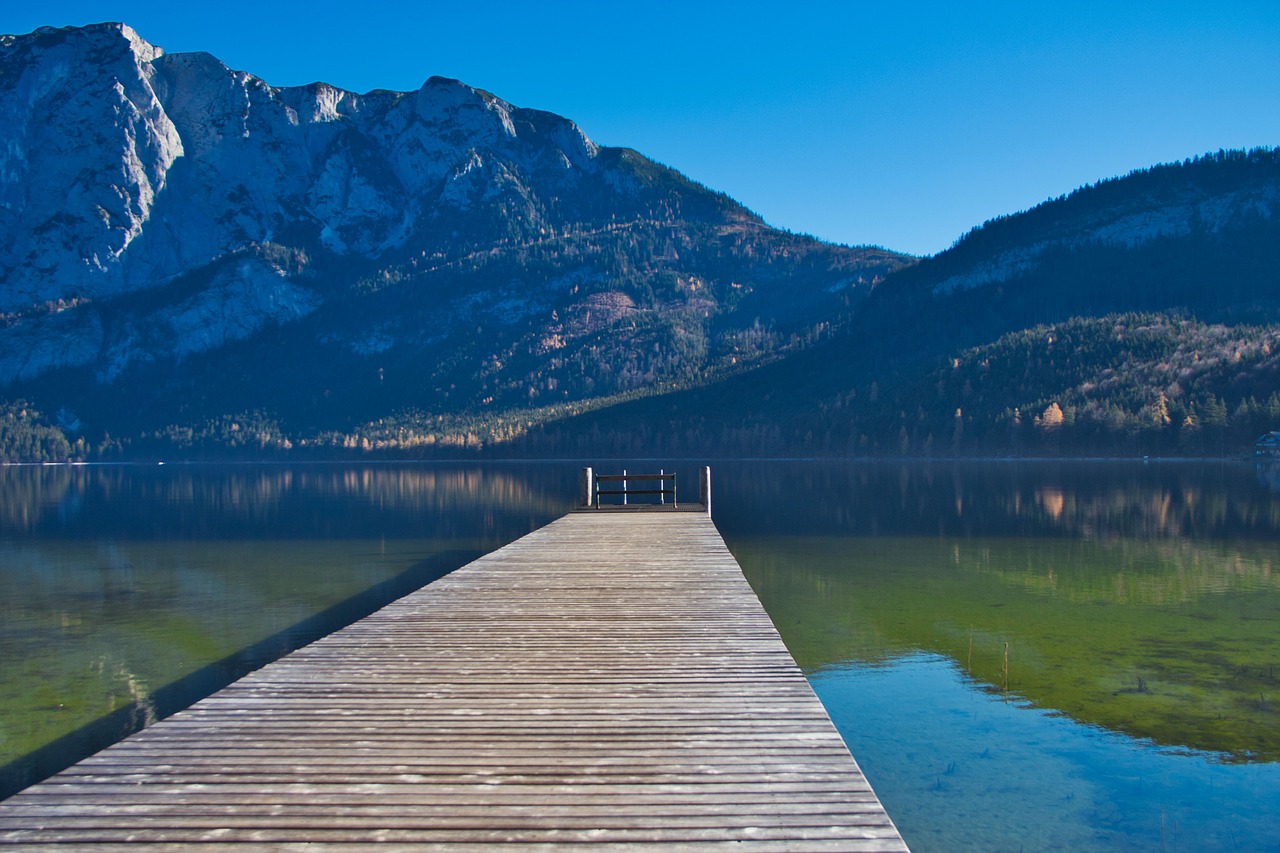 aussersee  autumn  bad aussee free photo