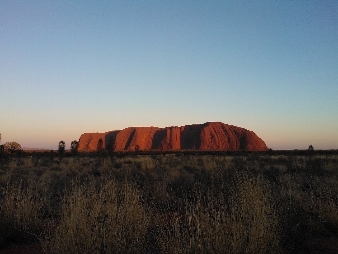 australia uluru ayers rock free photo