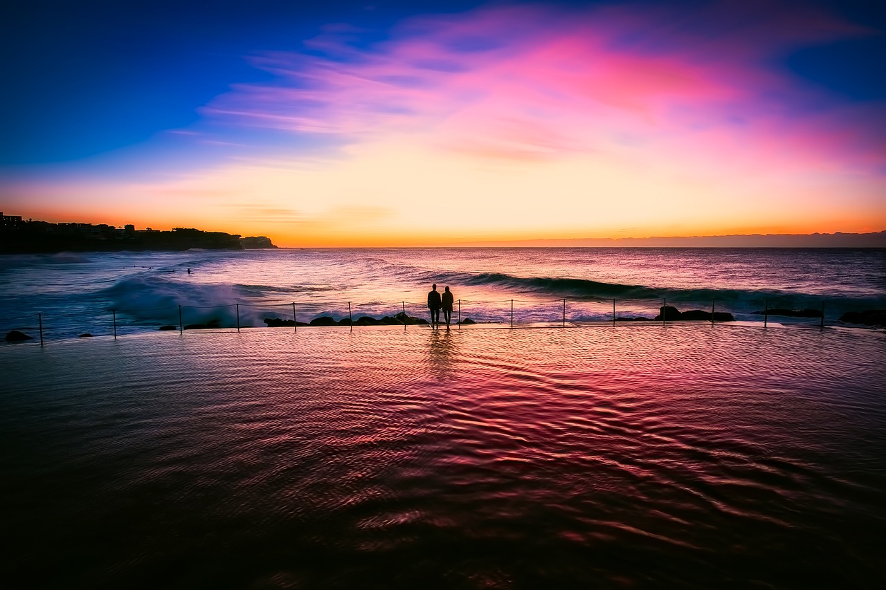 australia couple sea free photo