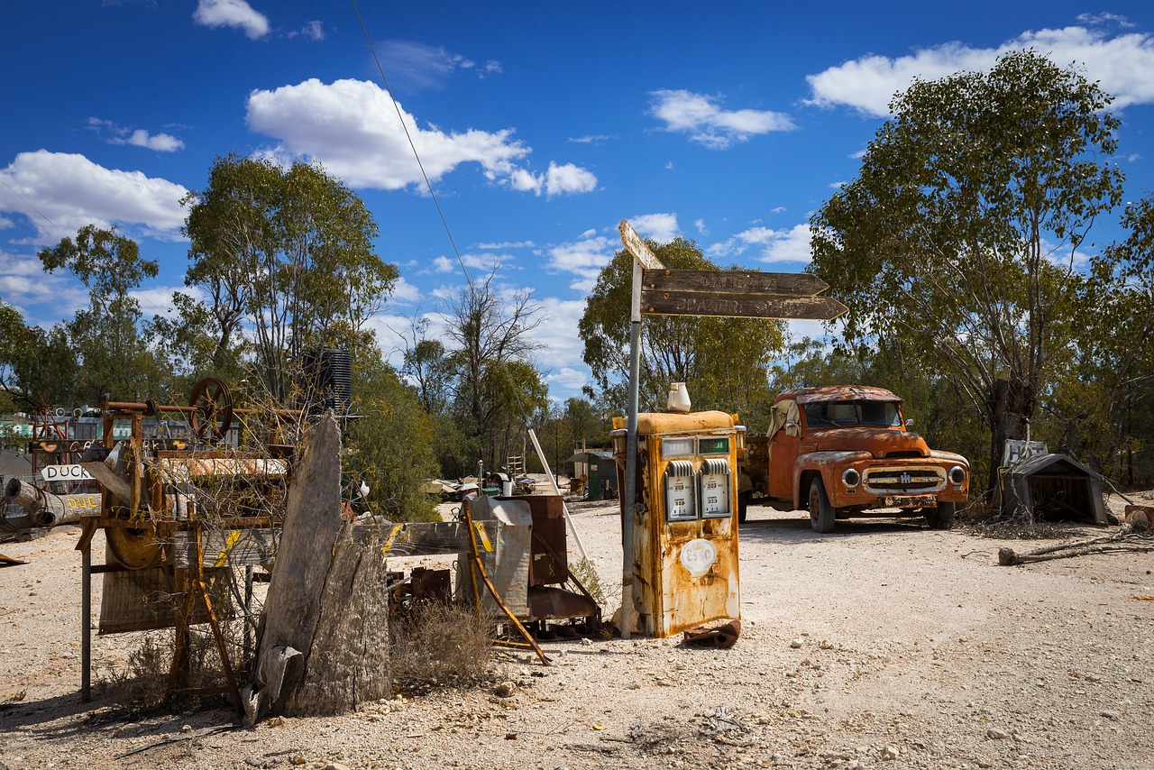 australia  outback  lightning ridge free photo