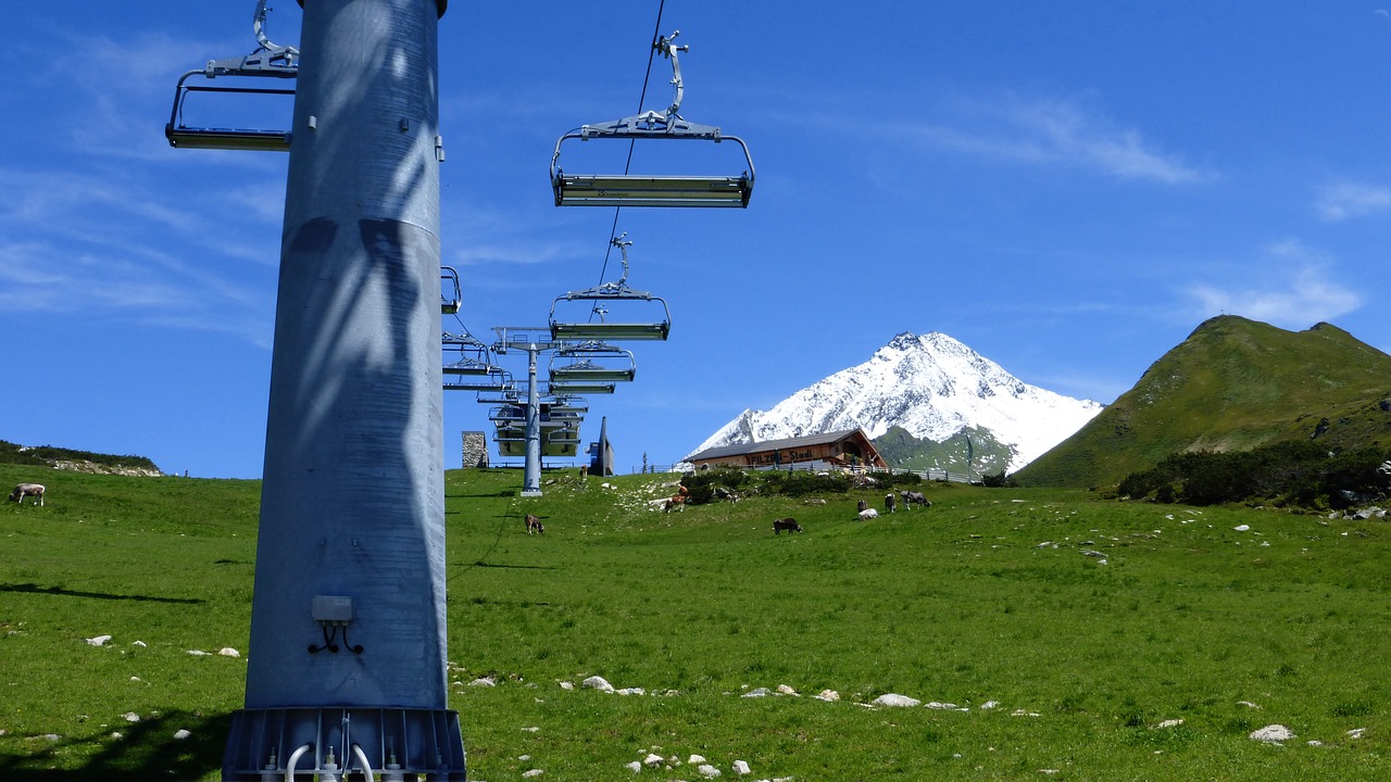 austria  mountains  chairlift free photo
