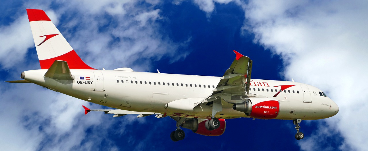 austrian airlines  airbus  a320-214 free photo
