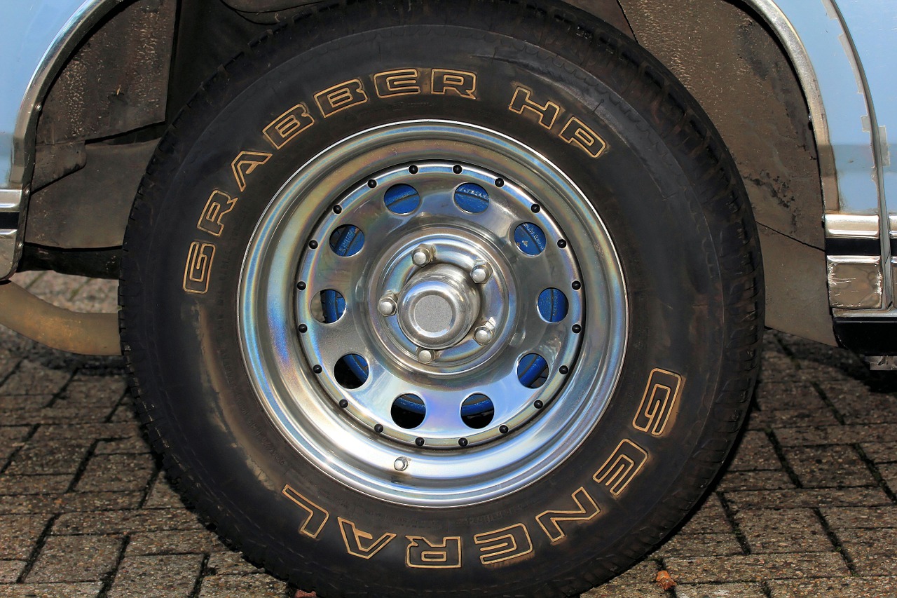 auto oldtimer rim free photo