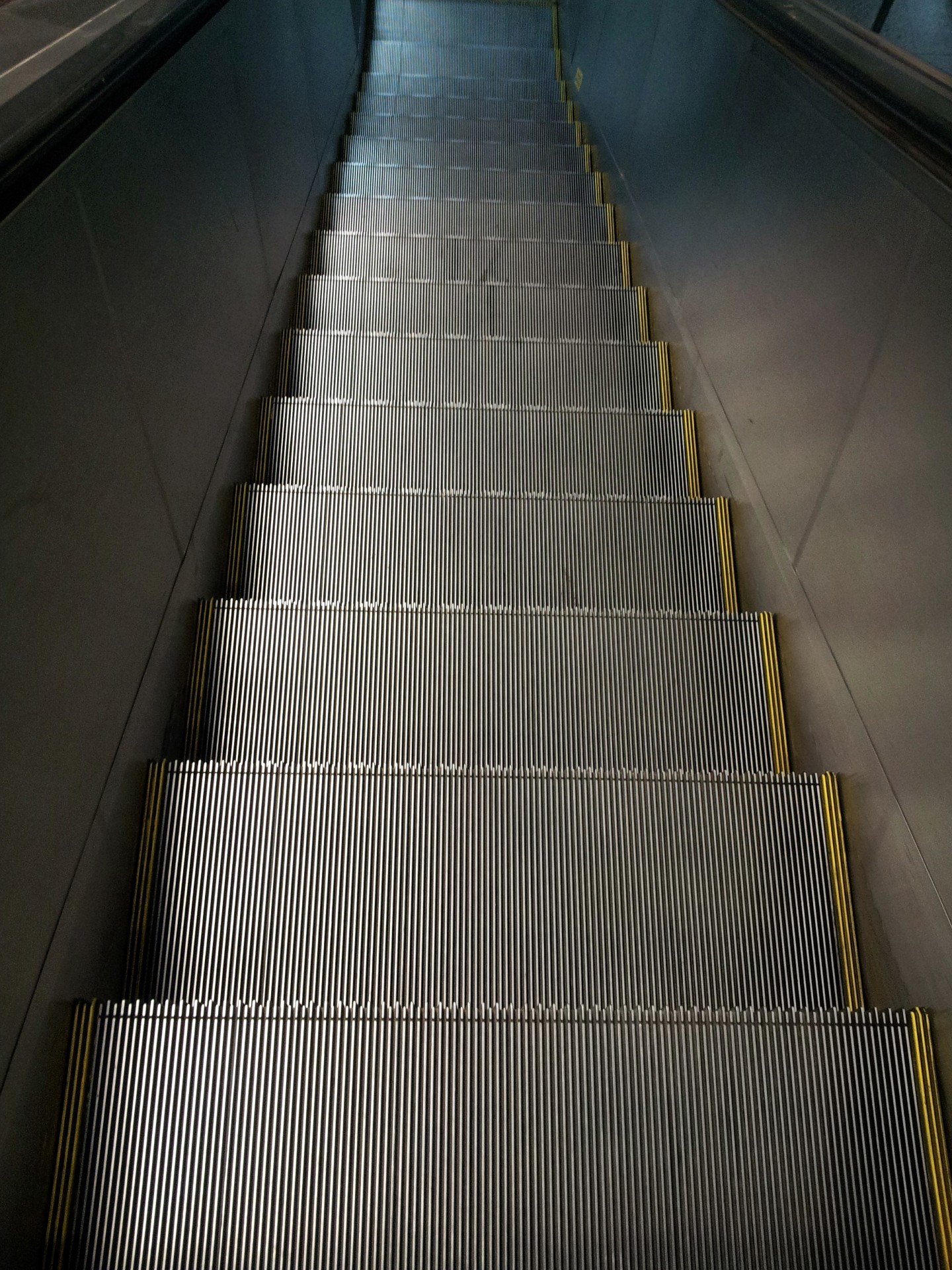 automatic escalator stair cases lift slope free photo