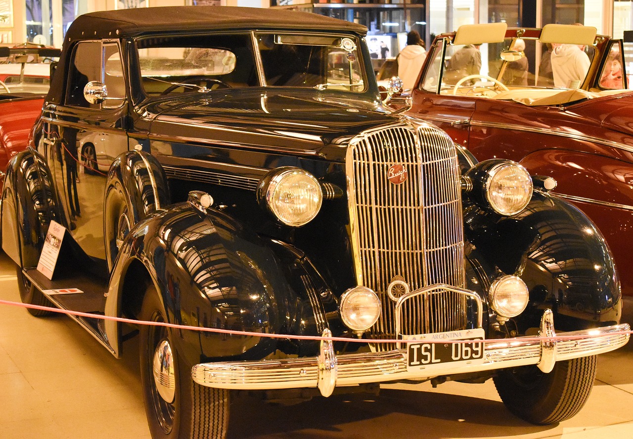 automobile old exhibition free photo