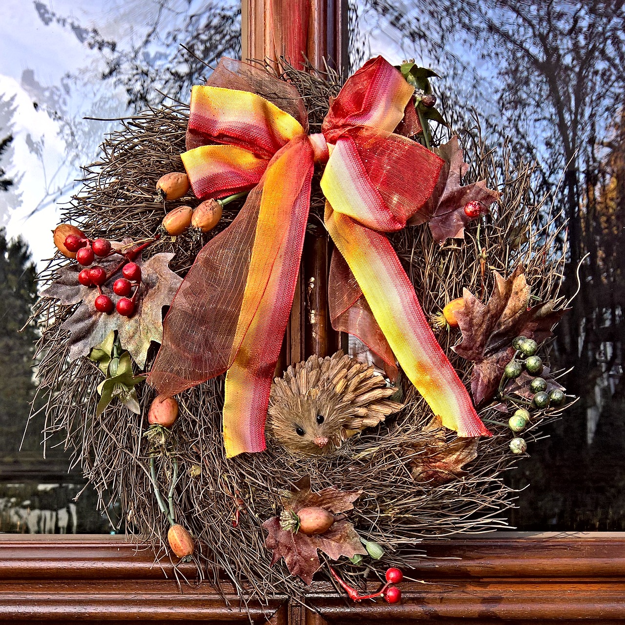 autumn door wreath decoration free photo