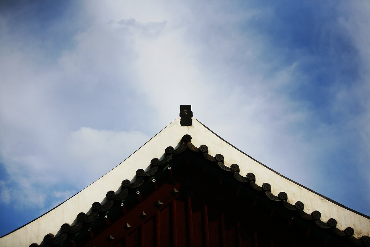 autumn forbidden city autumn sky free photo