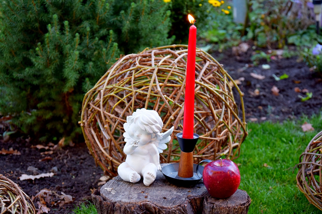 autumn  angel  candle free photo