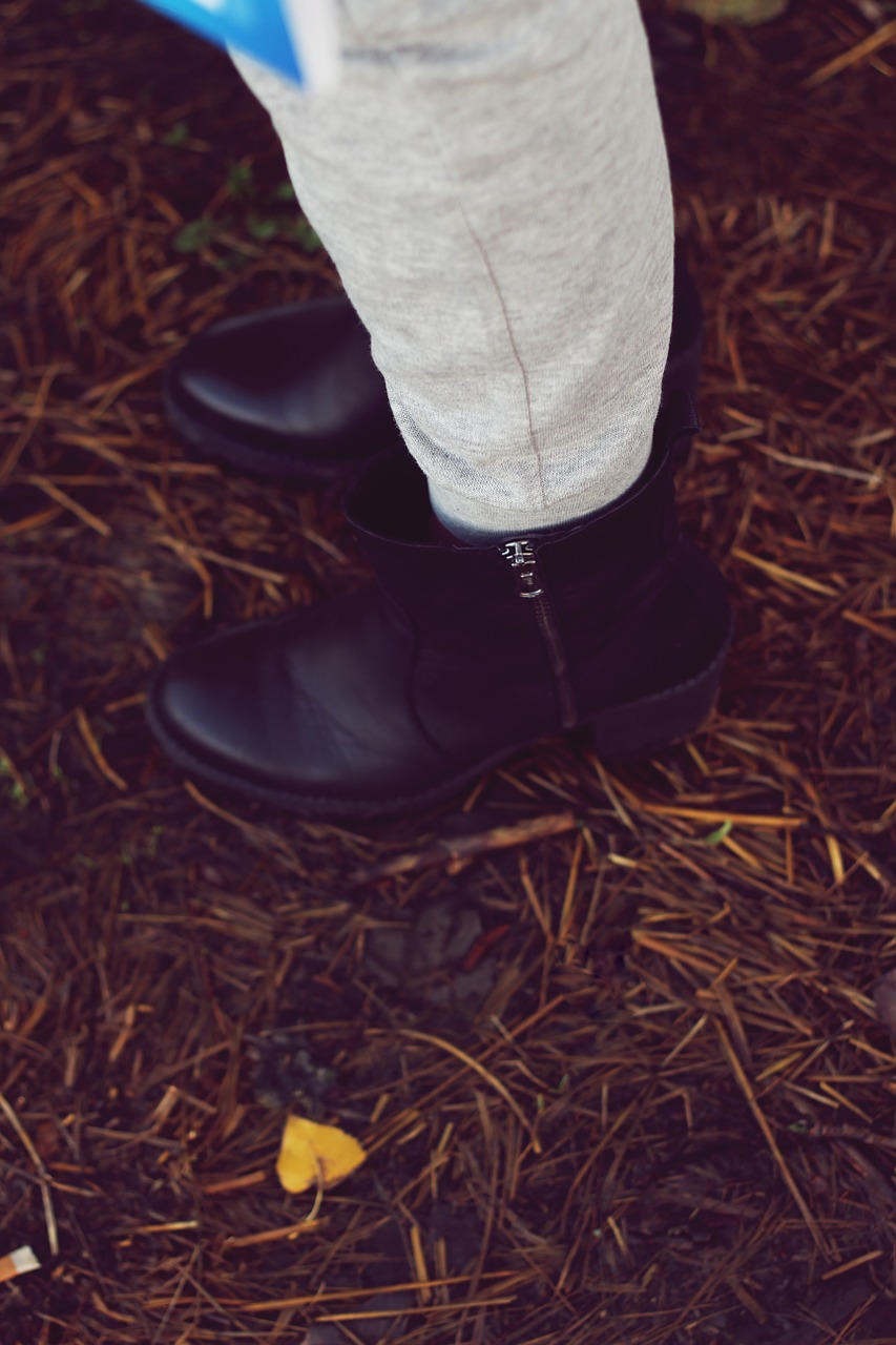 autumn shoes boots free photo