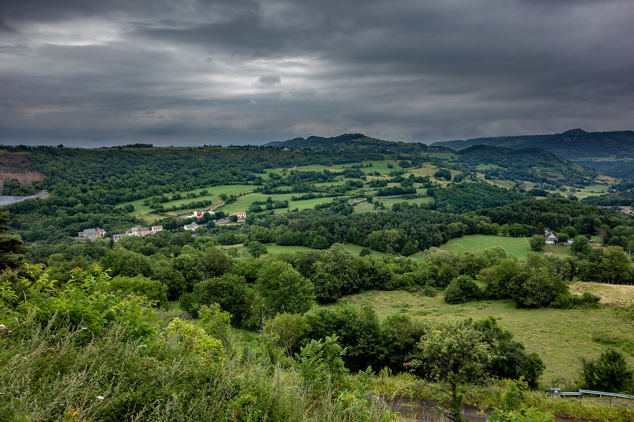 auvergne  landscape  green free photo