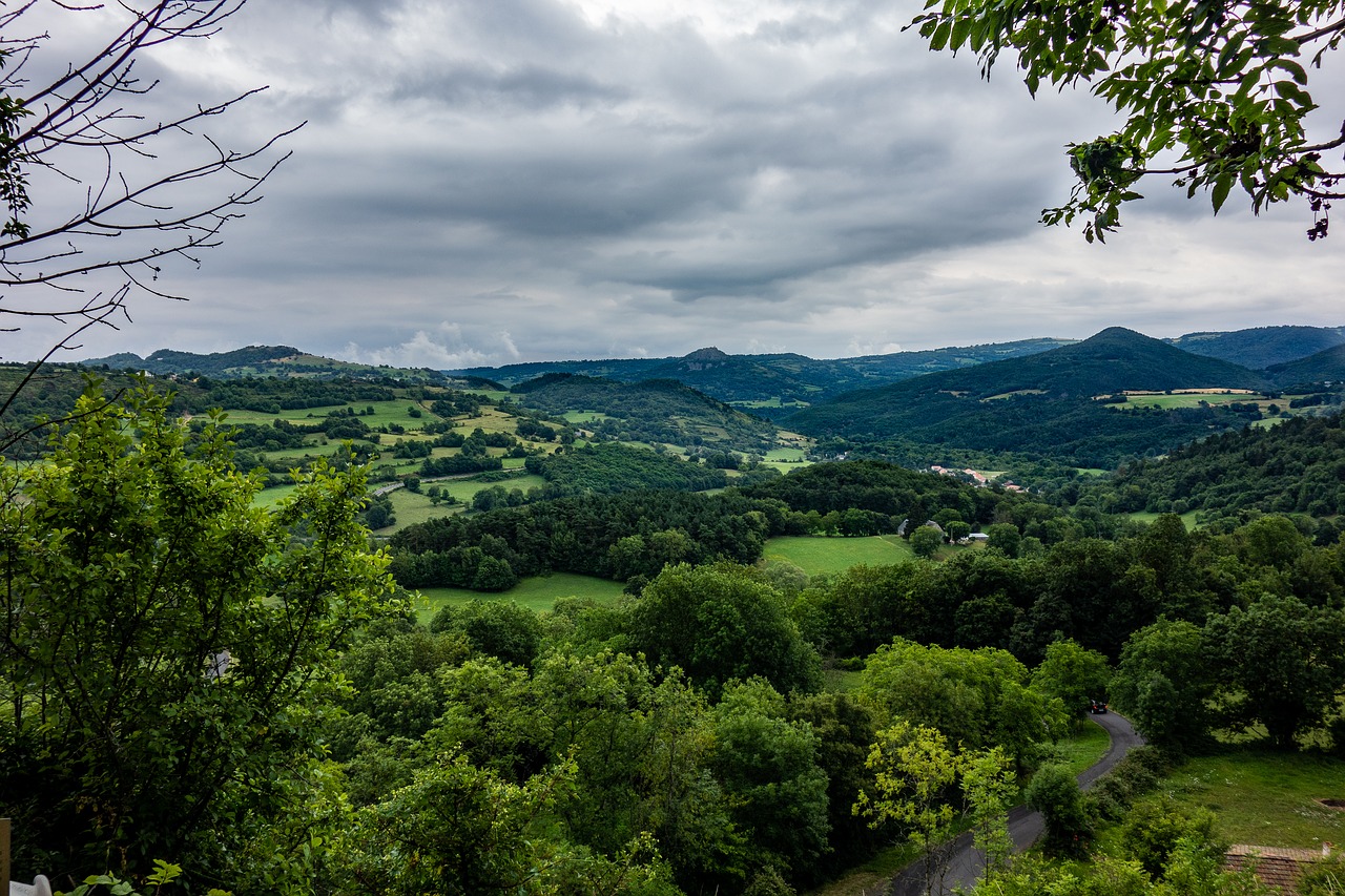 auvergne  landscape  green free photo